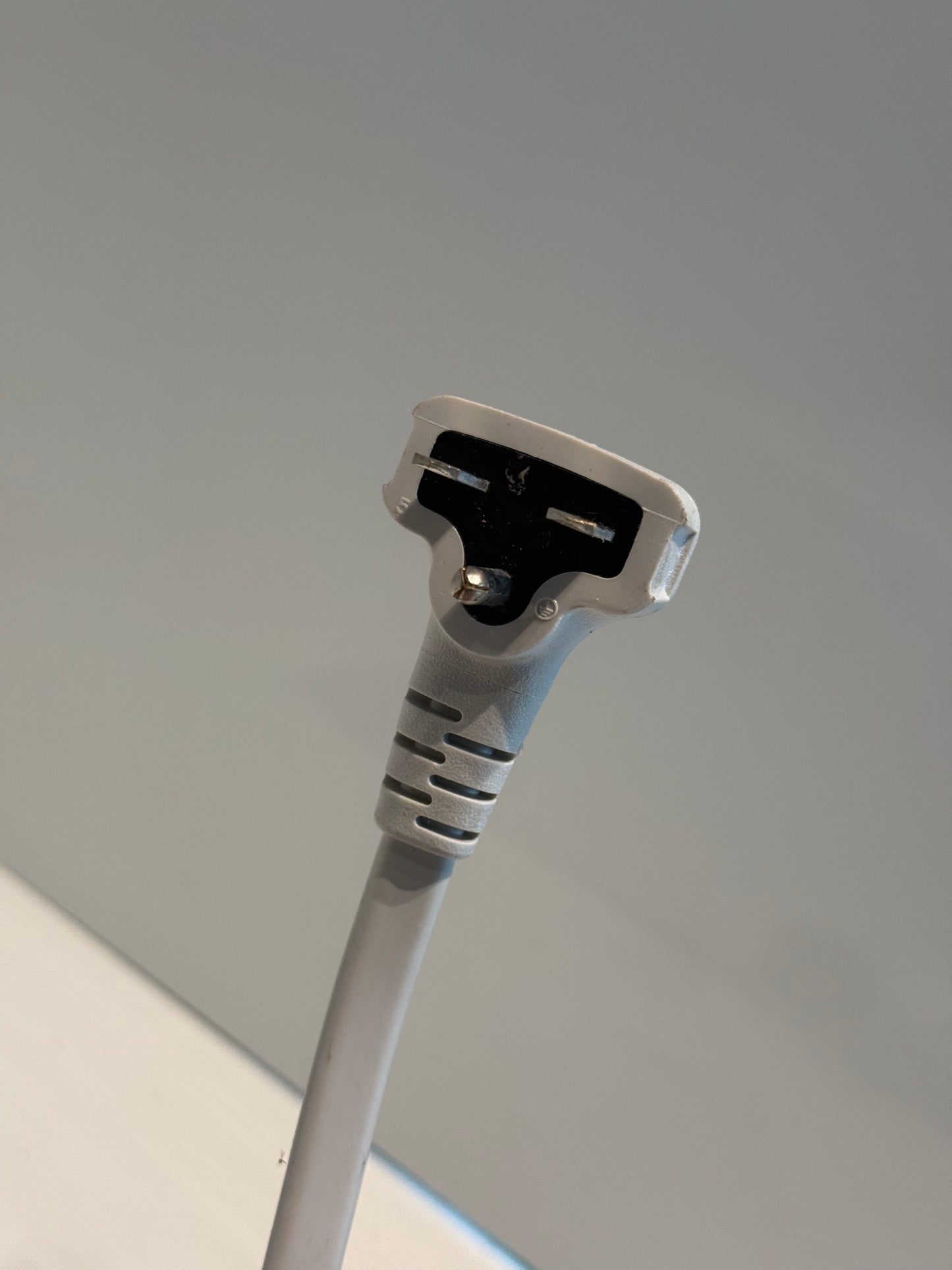 174 MITSUBISHI 霧ヶ峰 2017年製 14~16畳用