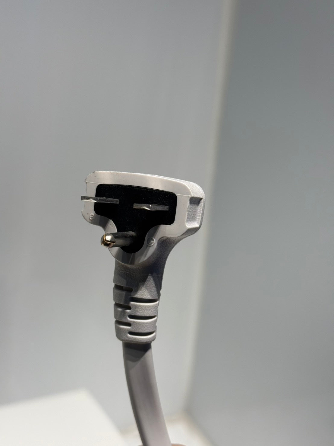 265 MITSUBISHI霧ヶ峰 2018年製 16~18畳用