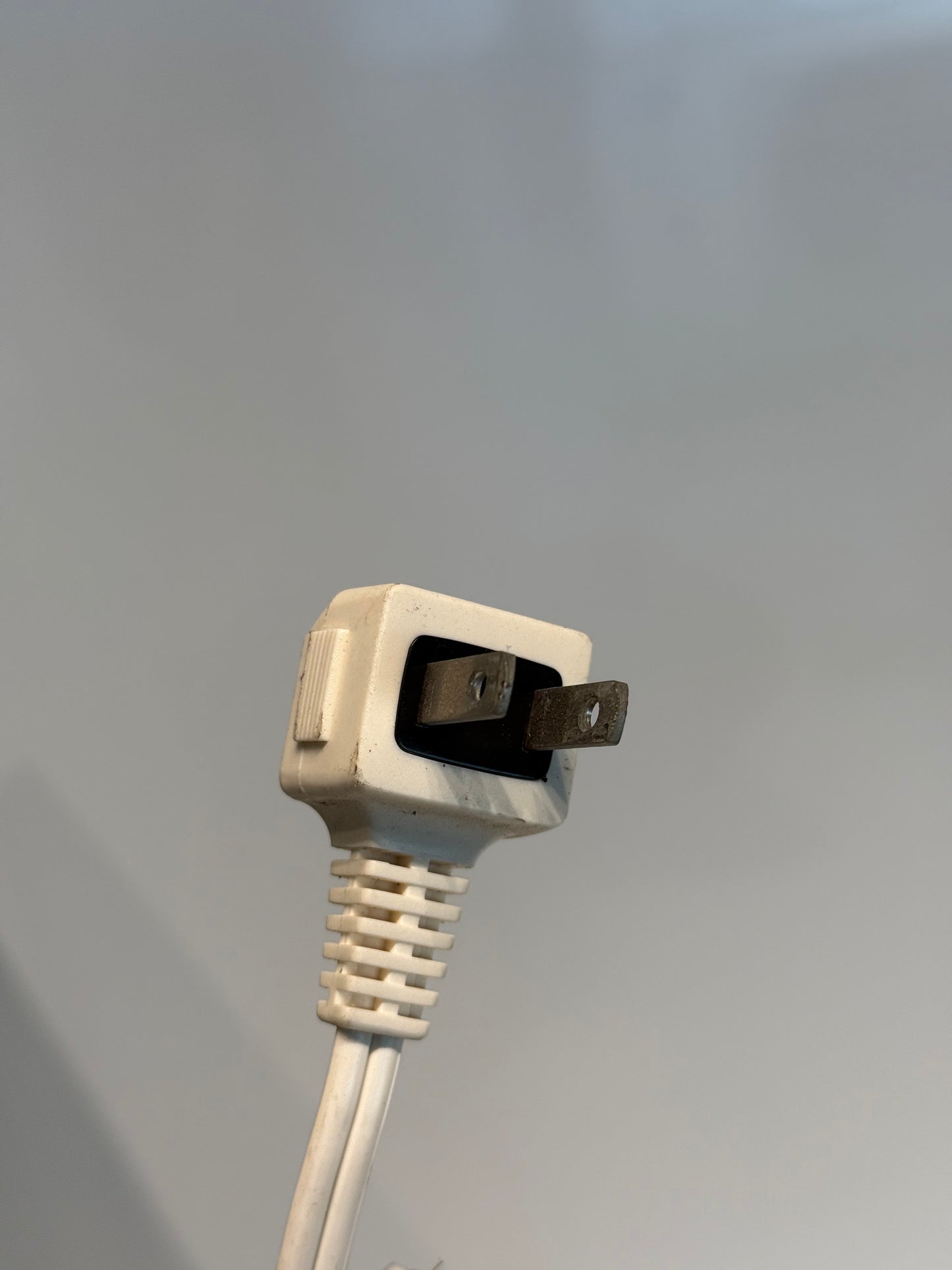 3 TOSHIBA 2010年製 6~8畳用