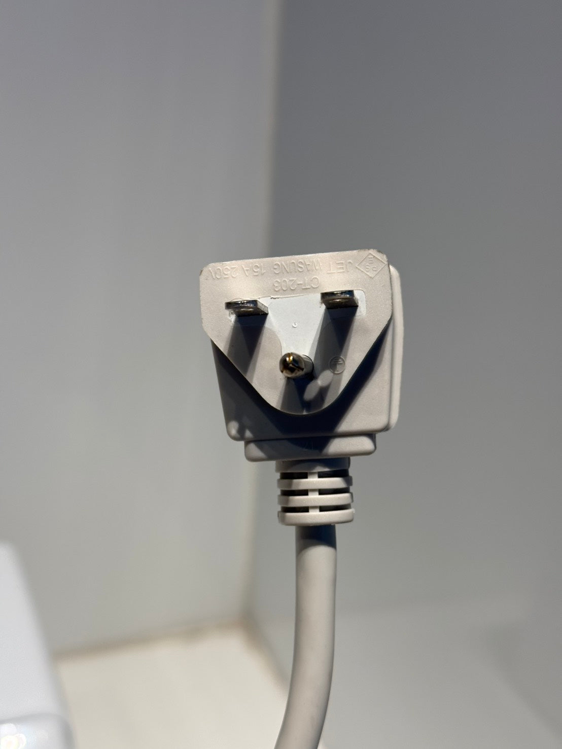 330 IRIS OHYAM 2025年製 14~16畳用