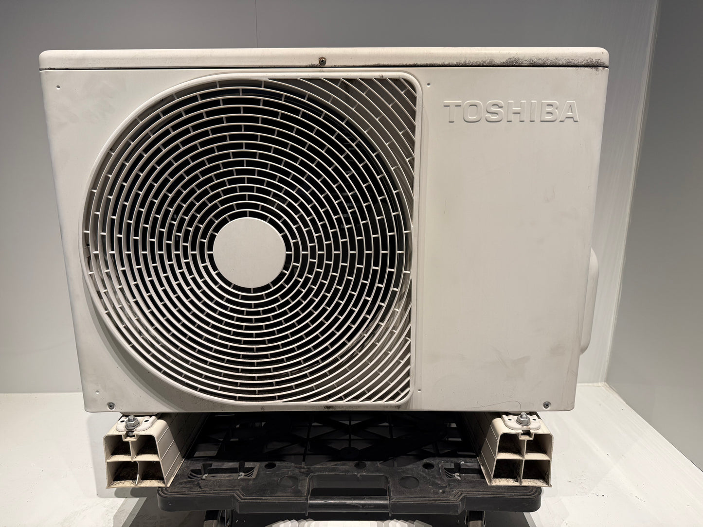128　TOSHIBA