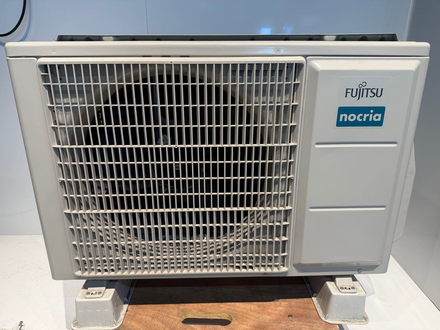 165　FUJITSU