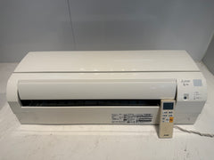 213　MITSUBISHI 霧ヶ峰