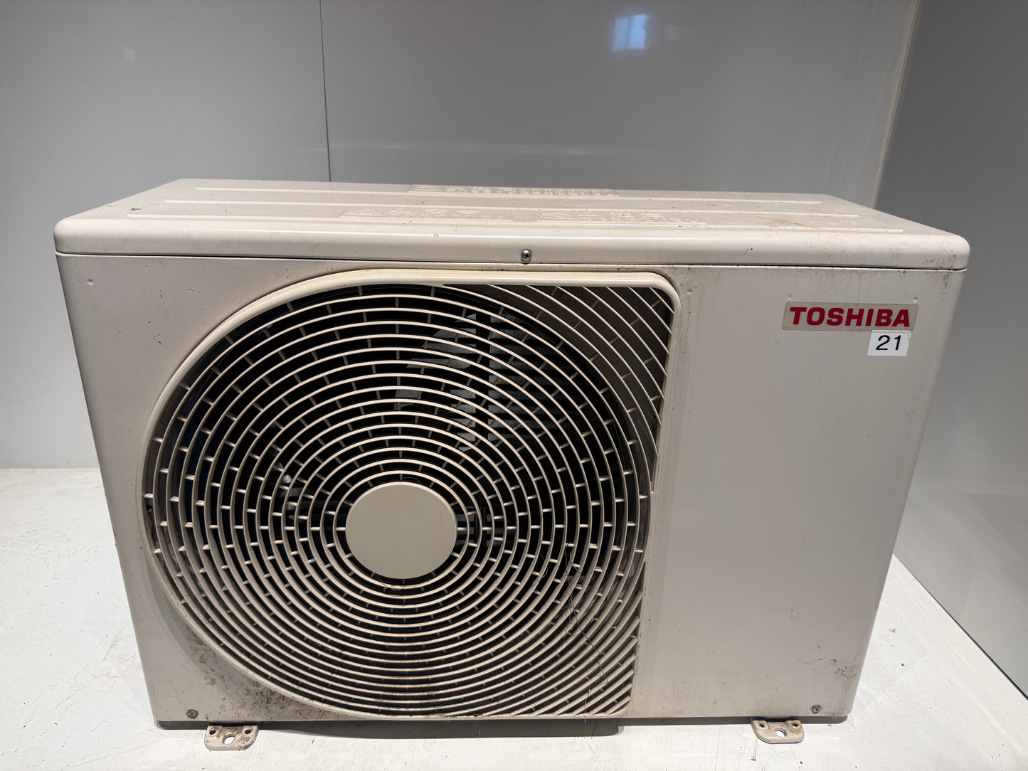 227　TOSHIBA