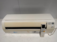 231　MITSUBISHI 霧ヶ峰