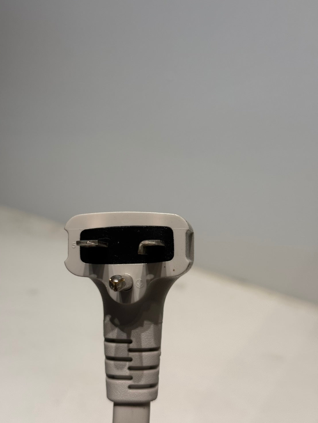 254　MITSUBISHI霧ヶ峰　2018年製　14～16畳用