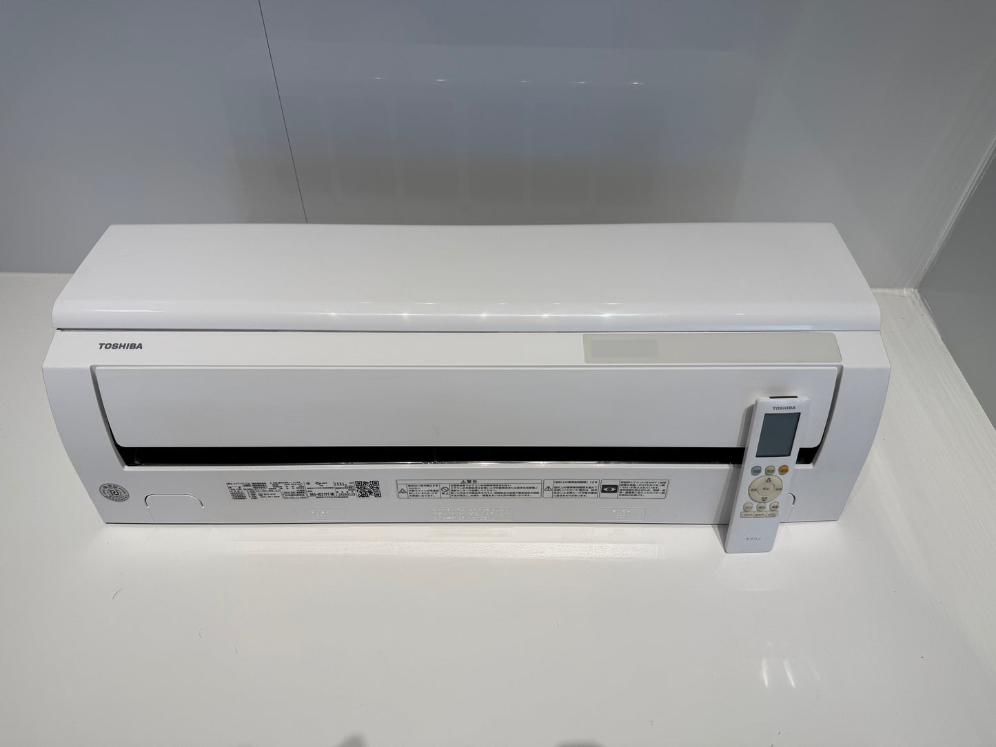 2　TOSHIBA