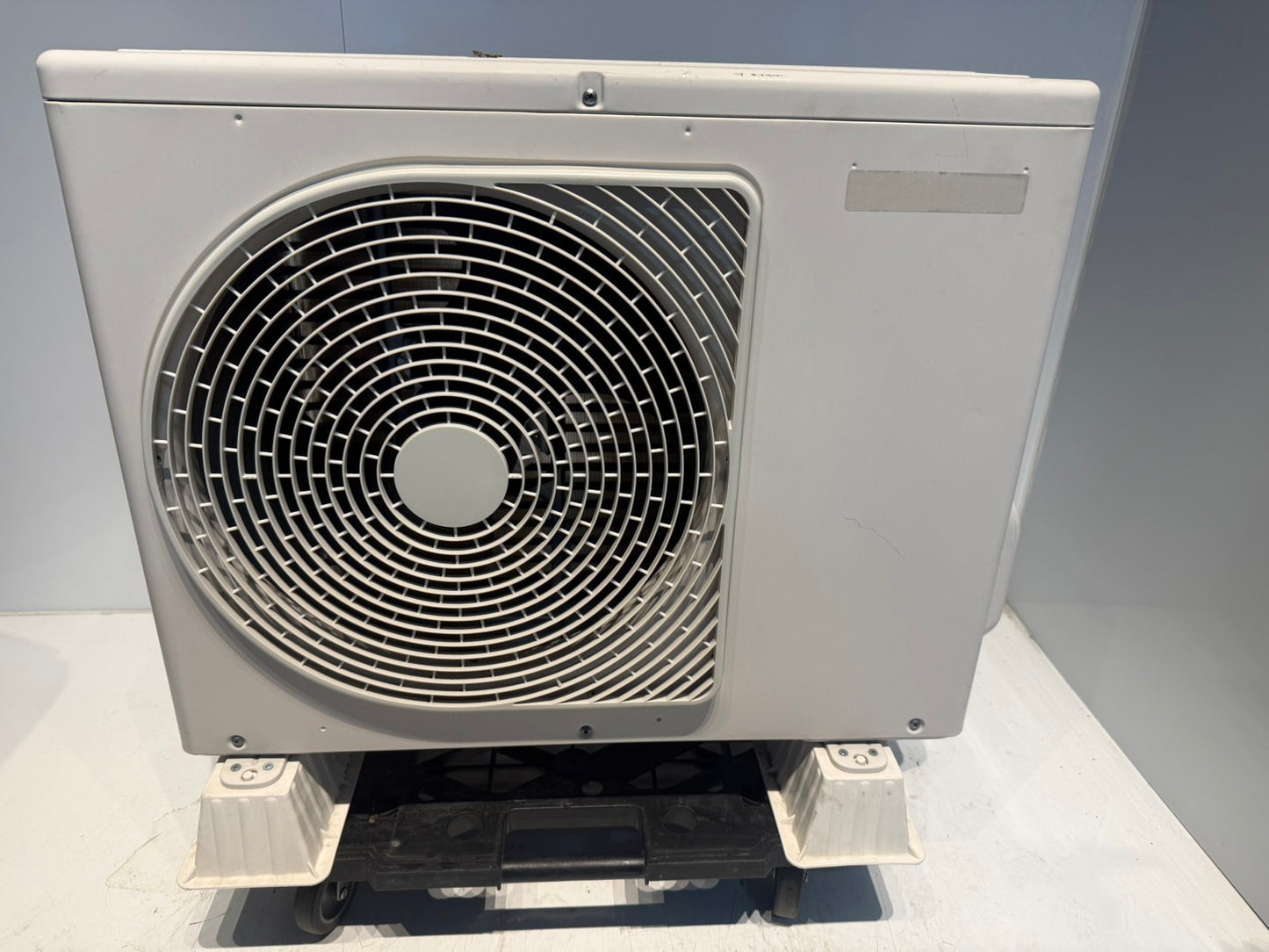 335　TOSHIBA　2021年製　6～8畳用