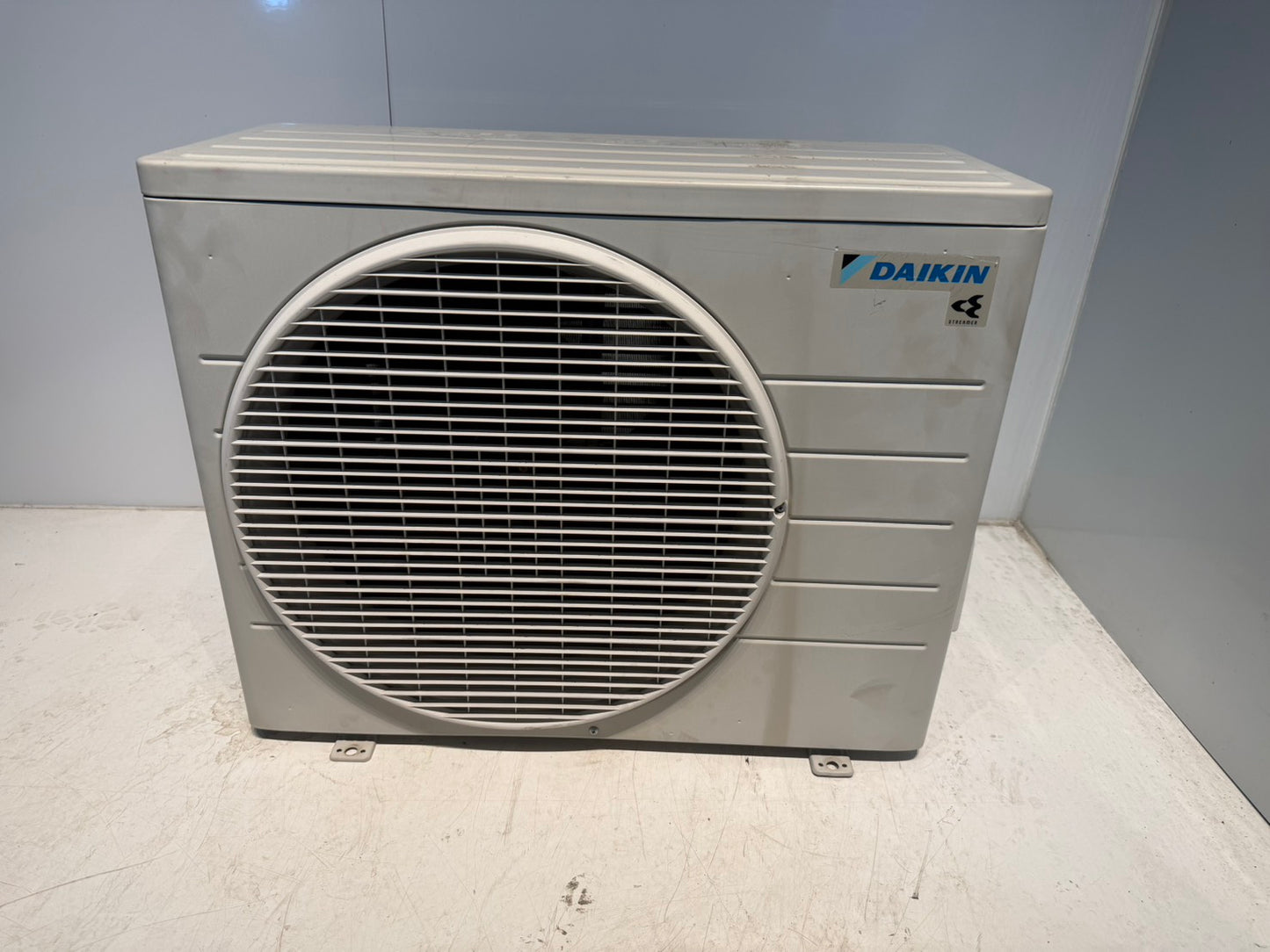 393　DAIKIＮ　2021年製　6～8畳用