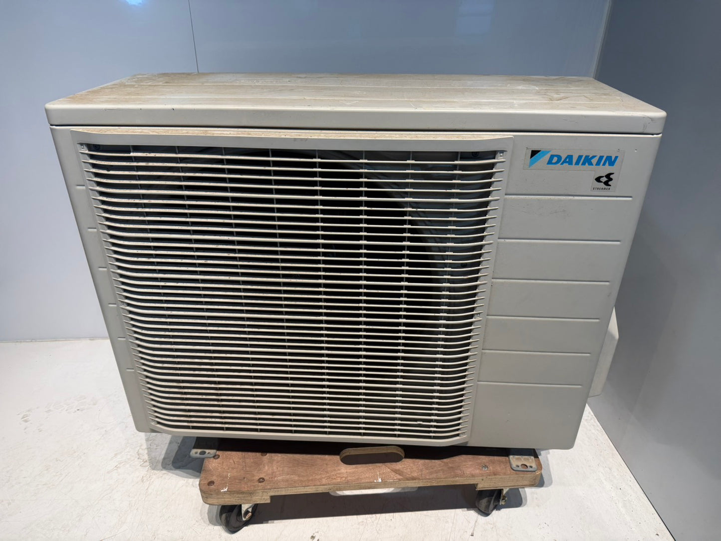 396　DAIKIＮ　2022年製　16～18畳用