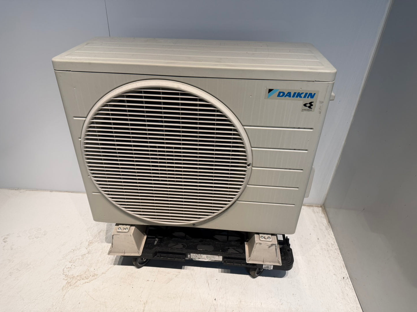 428　DAIKIN　2023年製　6～8畳用