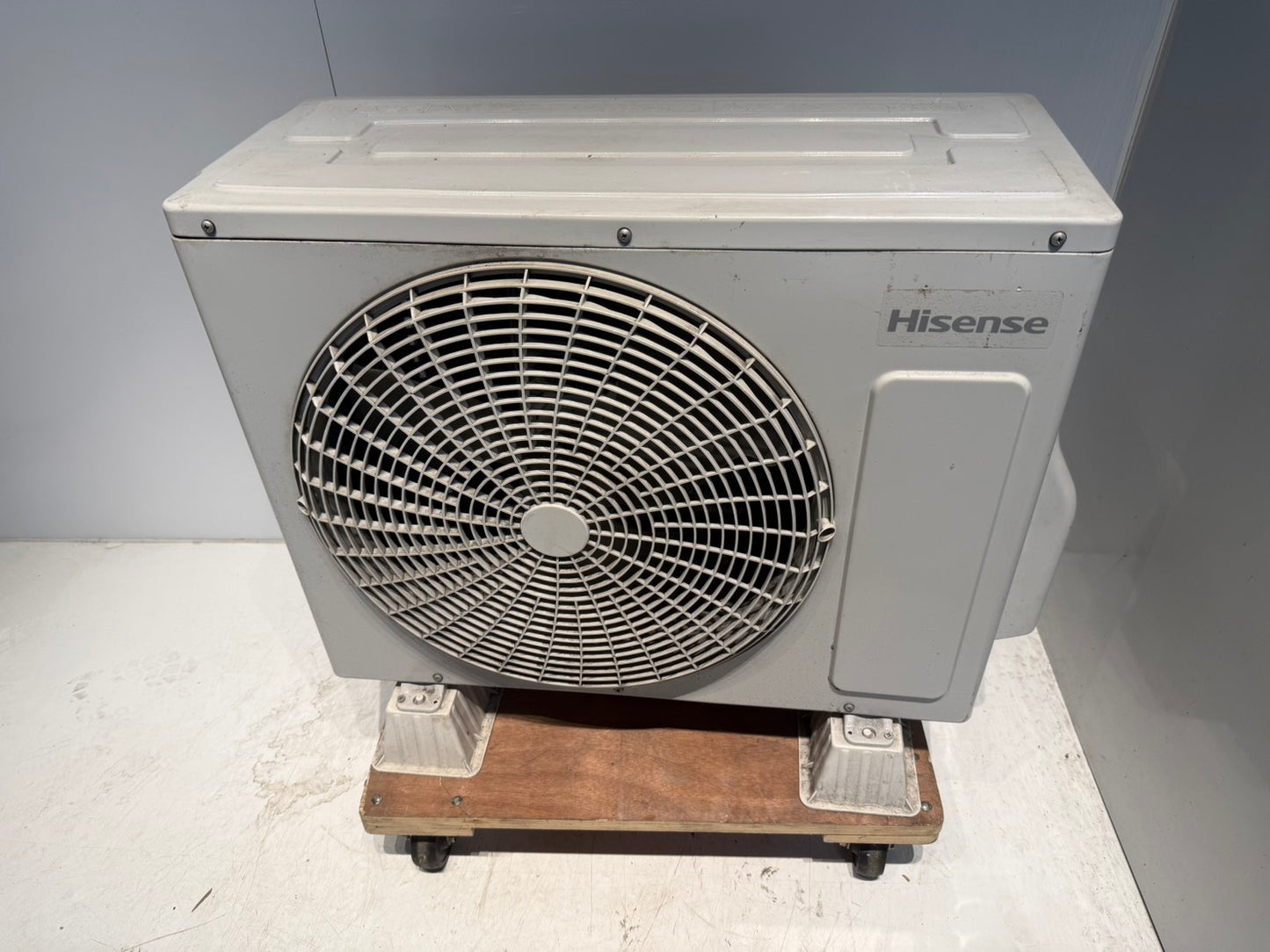 430　Hisense　2019年製　10～12畳用
