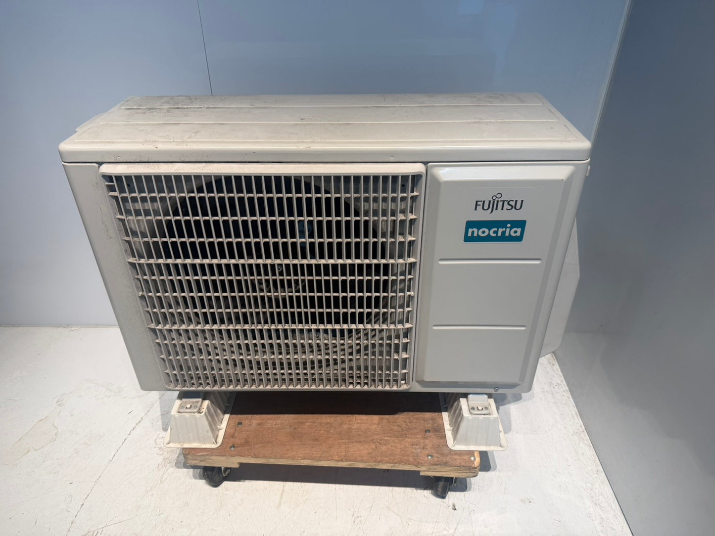 452　FUJITSU　2023年製　14～16畳用　AS-AH403N