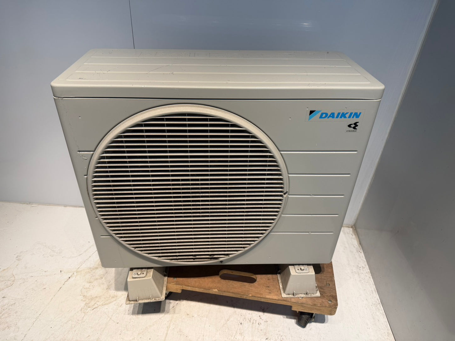 465　DAIKIN　2023年製　6～8畳用　ATE22ASE3