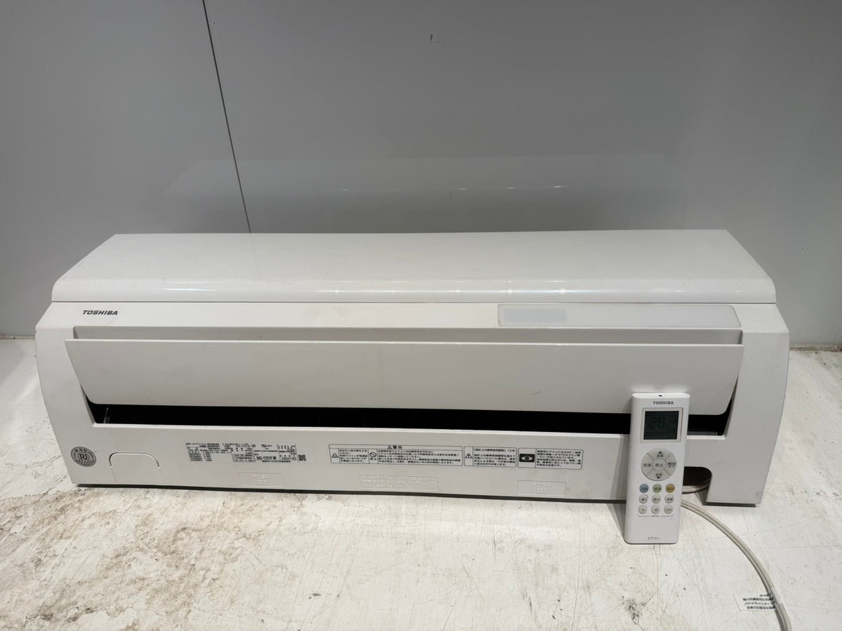 558　TOSHIBA　2024年製　6～8畳用　RAS-N221M