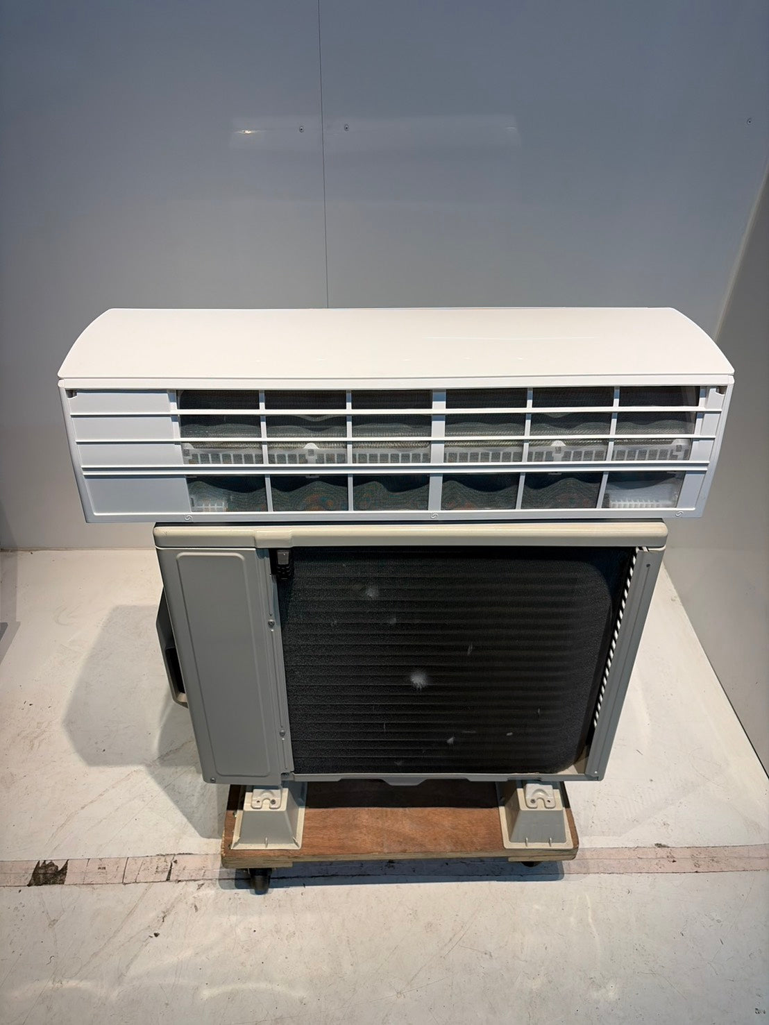 596　FUJITSU　2026年製　6～8畳用　AS-AH225S　超美品！最新機種！　ほぼ未使用！