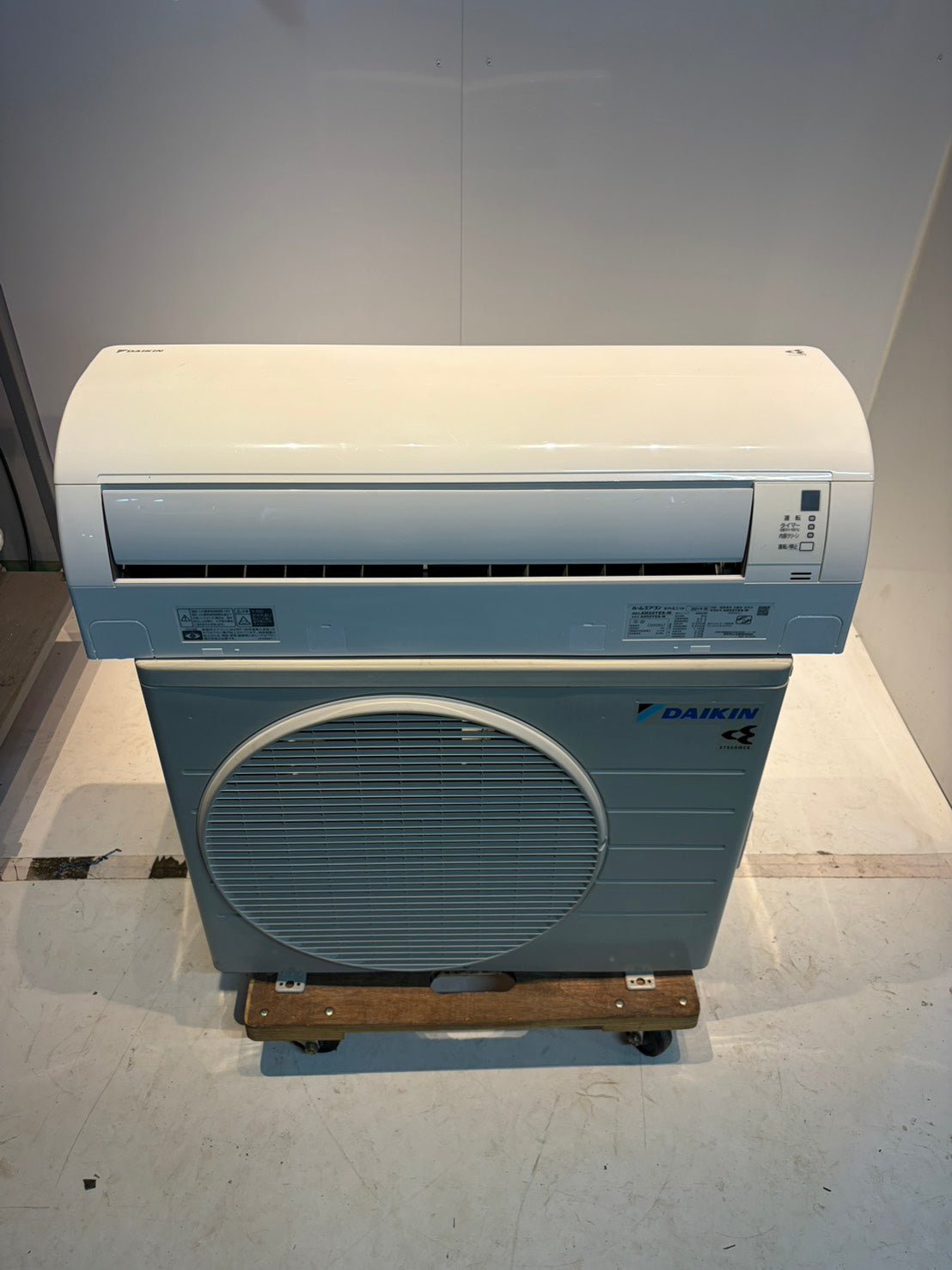 606　DAIKIN　2021年製　6～8畳用　AN22YES