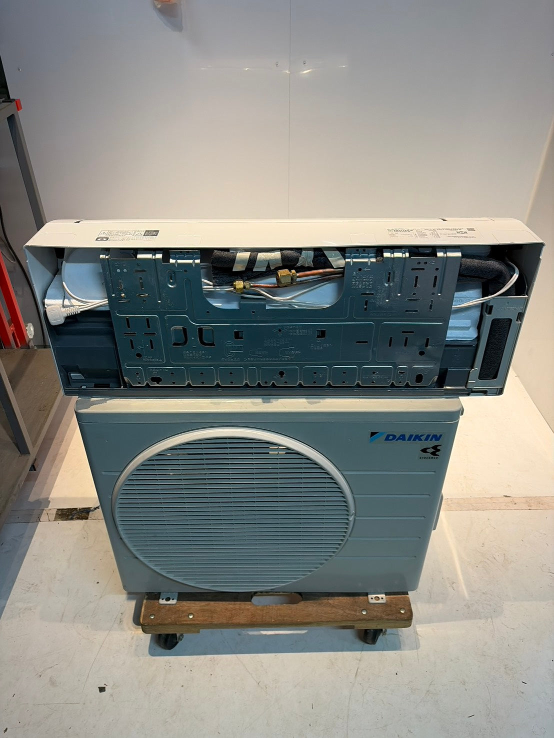 606　DAIKIN　2021年製　6～8畳用　AN22YES
