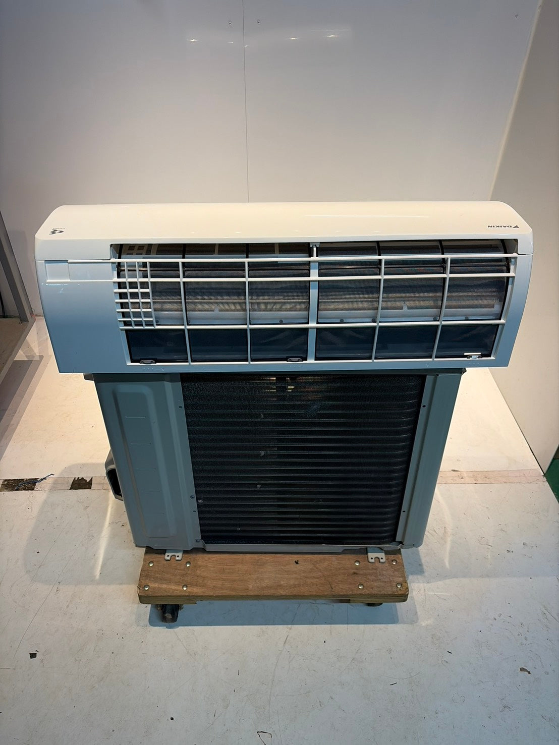 606　DAIKIN　2021年製　6～8畳用　AN22YES