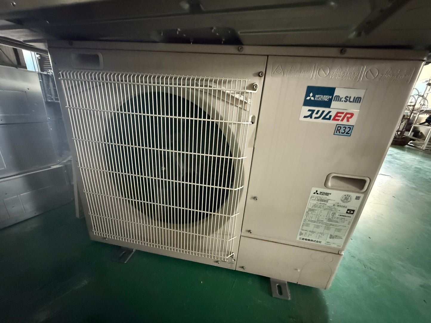 J　MITSUBISHI ELECTRIC　天吊りエアコン　3馬力