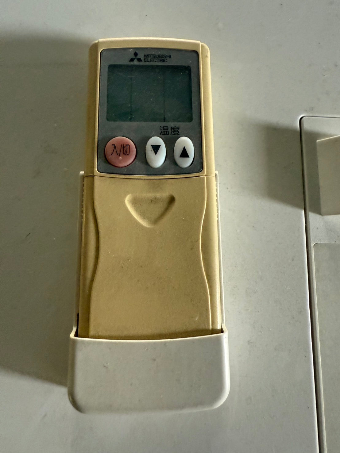 J　MITSUBISHI ELECTRIC　天吊りエアコン　3馬力
