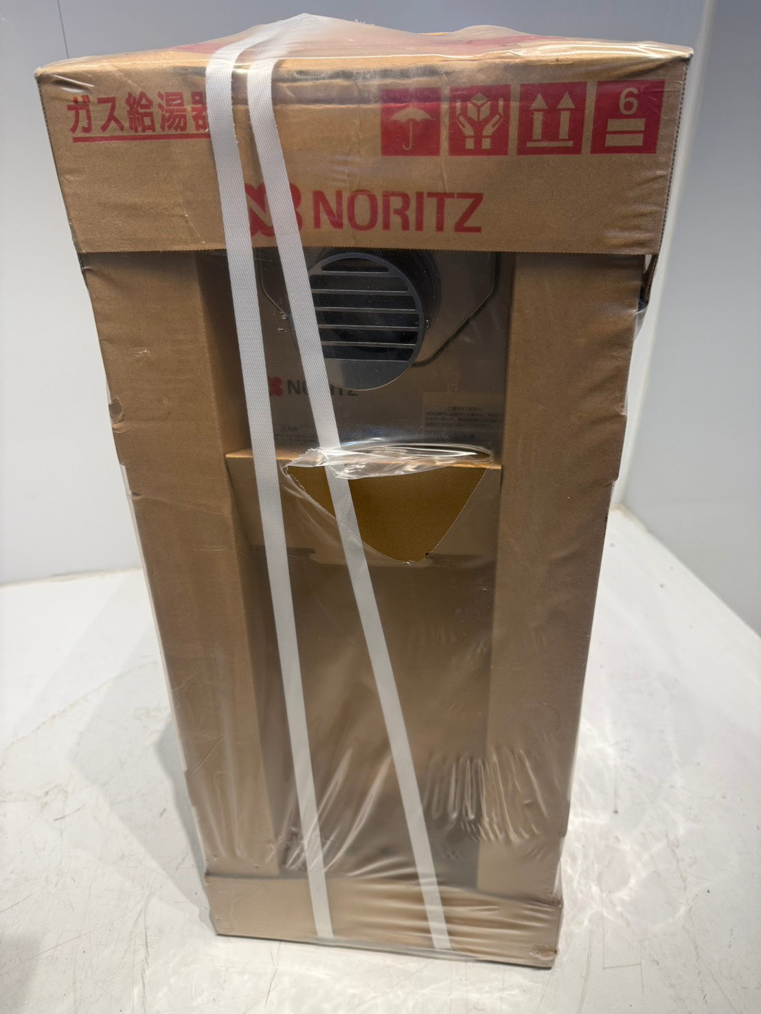 給湯器　NORITZ　2020年製